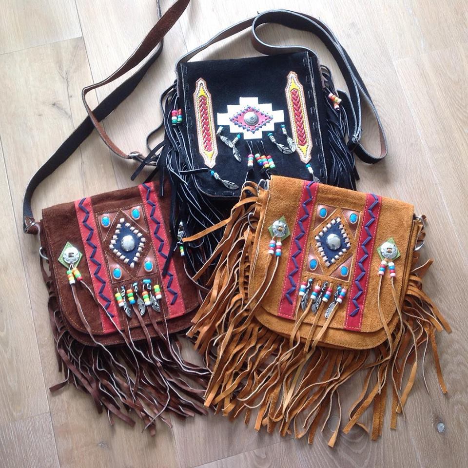 fabstyle blog Handmade boho bag with fringes