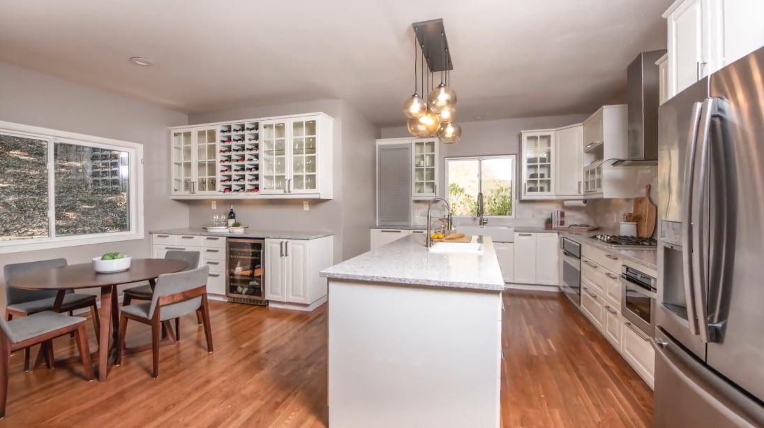 26 Photos vs. 247 Elizabeth Way, San Rafael, CA Luxury Home Interior Design Tour
