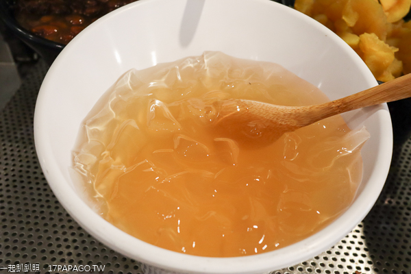 清食堂養生蔬食百匯|台中南區素食吃到飽只要250元|懷舊風用餐區 清食堂養生蔬食百匯|台中南區素食吃到飽只要250元|懷舊風用餐區