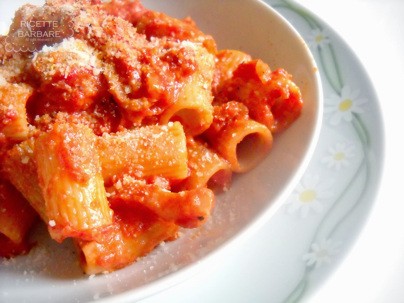 Ricette Barbare Pasta all'amatriciana or Pasta with bacon and tomato sauce