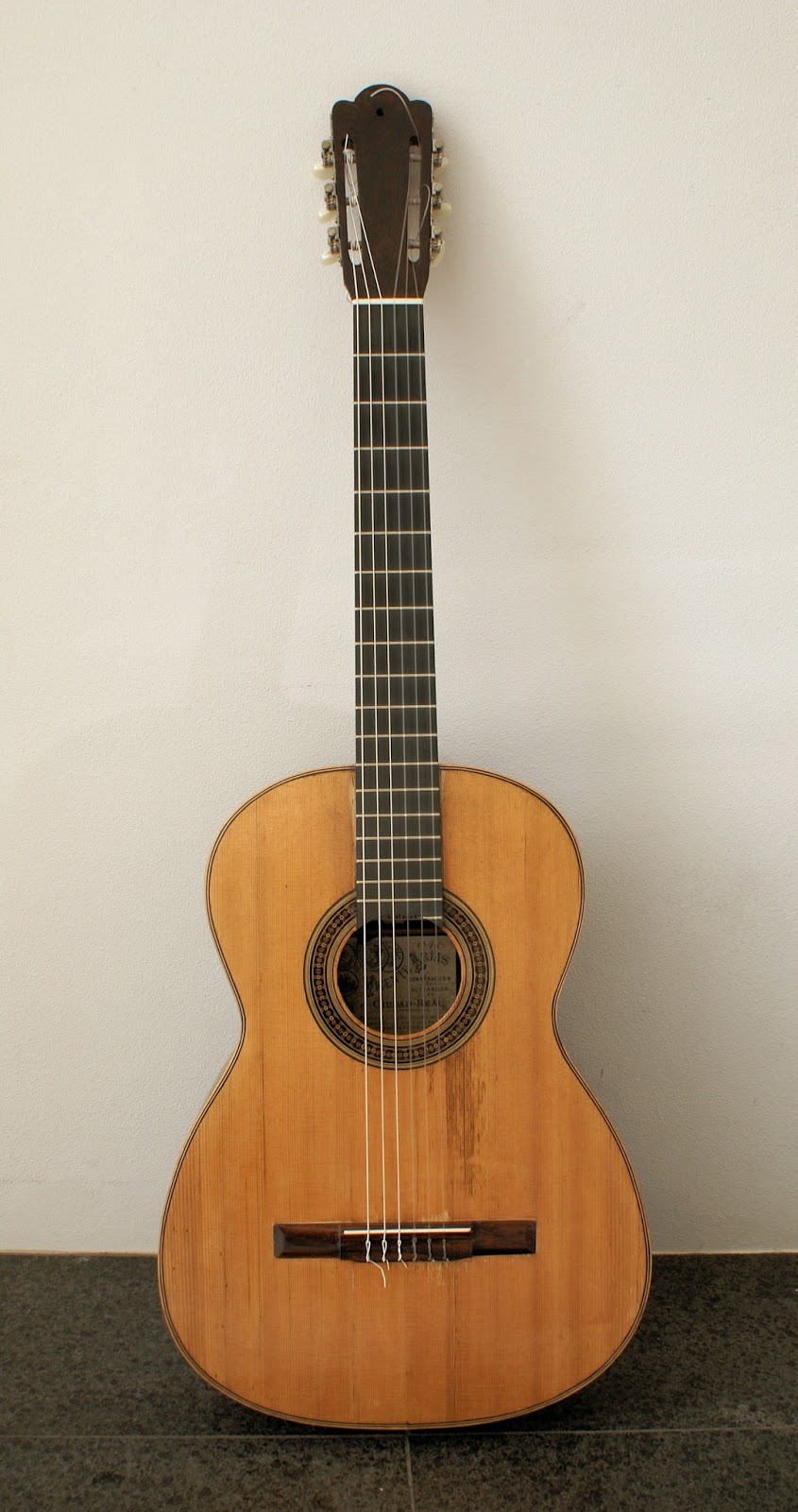 Historic Guitars Part I. Part II and Part III Vicente Arias 1898