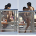 KOURTNEY KARDASHIAN FROTÁNDOSE CON EL NOVIO