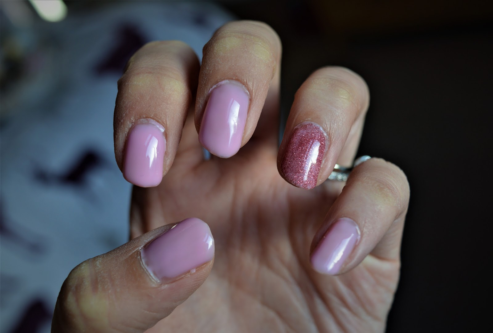 The Colour Carousel: UK Beauty Blog: Nail of the Day: Sensationail Pink  Chiffon with Rose Gold Glitter