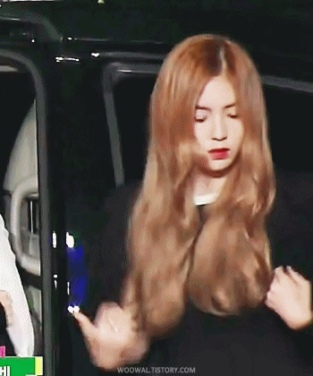 오늘자 멜뮤 갭 심한 슬기 아이린 | 인스티즈