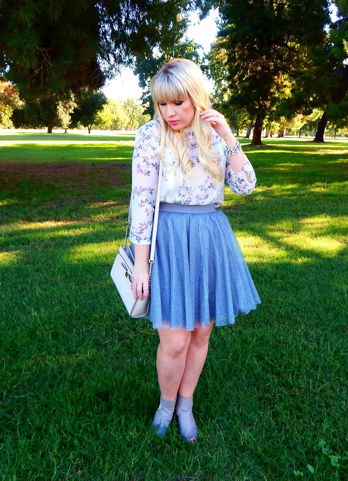 Floral Tulle & Friday Favorites Link Up