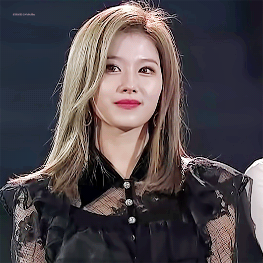 2019 MAMA 트와이스 사나