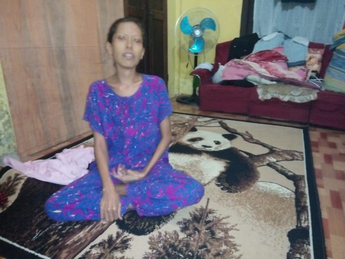 Ade warga Padangsidimpuan yang membutuhkan uluran tangan para dermawan. Ade warga Padangsidimpuan yang membutuhkan uluran tangan para dermawan.