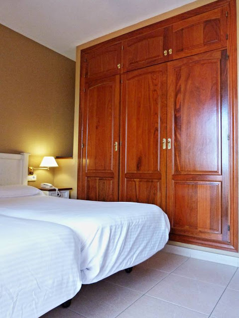 Schlafzimmer - Aparthotel El Duque Teneriffa Costa Adeje Schlafzimmer - Aparthotel El Duque Teneriffa Costa Adeje
