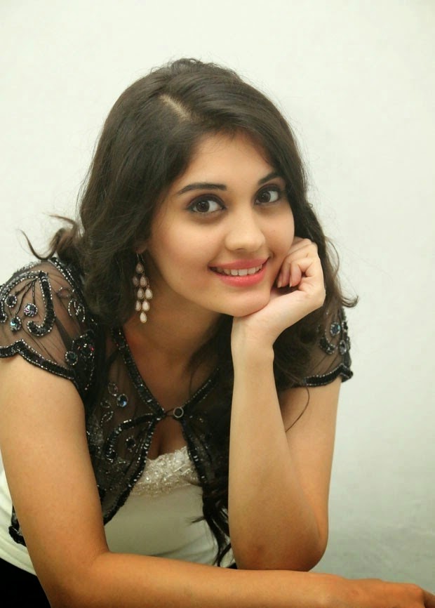 Actress Hd Gallery Surabhi Telugu Movie Beeruva Photo Gallery