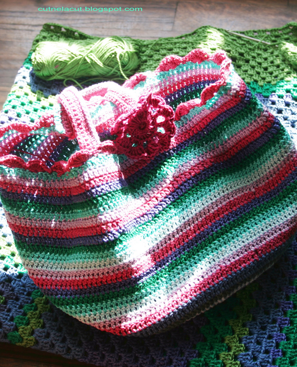cut, nela, cut: Crochet bag