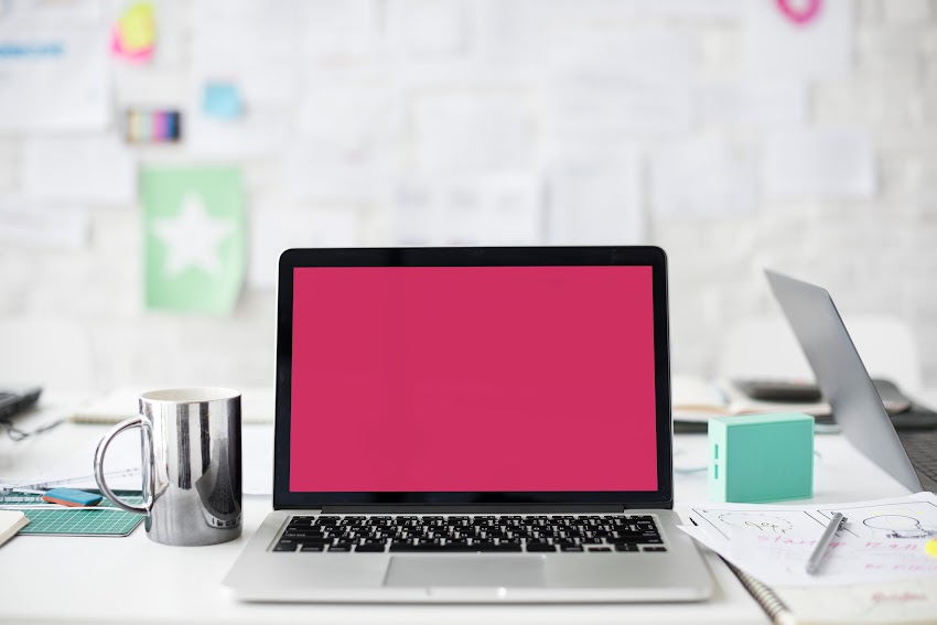 Apple Laptop With Pink Screen Apple Laptop With Pink Screen