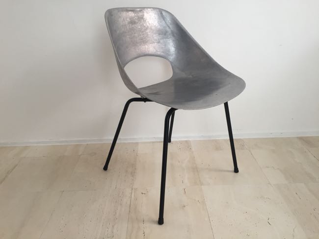 decorative 567 pierre guariche tulip chair 入荷致しました