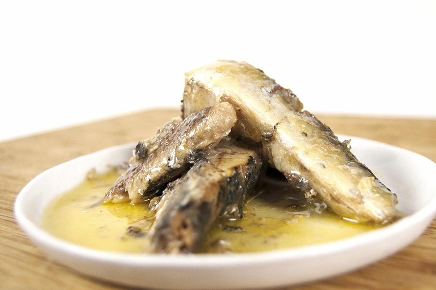 How to Cook Frozen Sardine Fish in Oil and Tomato Sauce Frozen