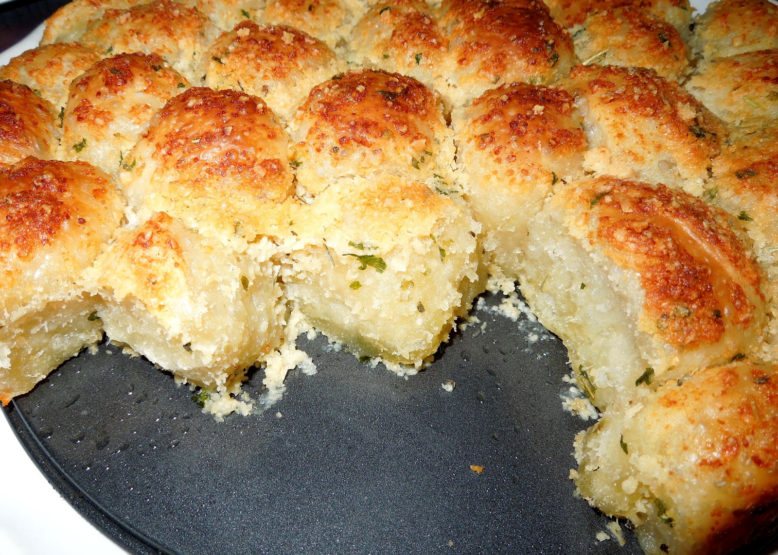 Simpy Recipes GarlicParmesan Cheese Pull Apart Bread [Using Rhodes