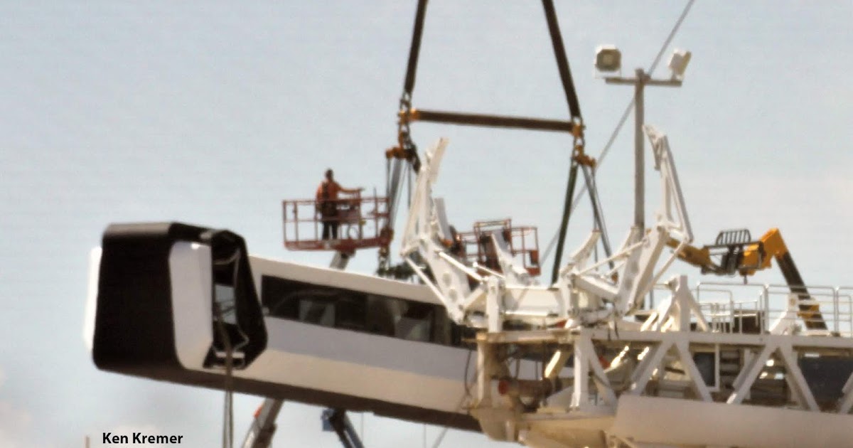 Space UpClose Photos SpaceX Crew Access Arm &amp; White Room