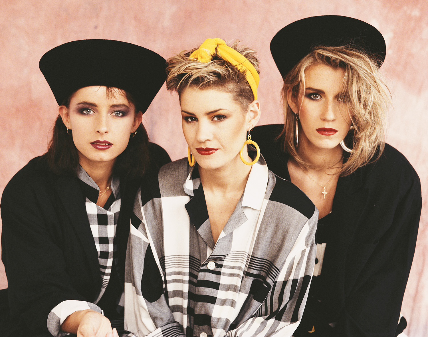 twelve inches of bananarama download Bananarama twelve inches download.