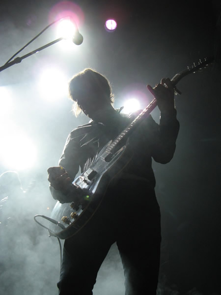 Moke live at Tivoli, Utrecht, The Netherlands 2009-12-23 