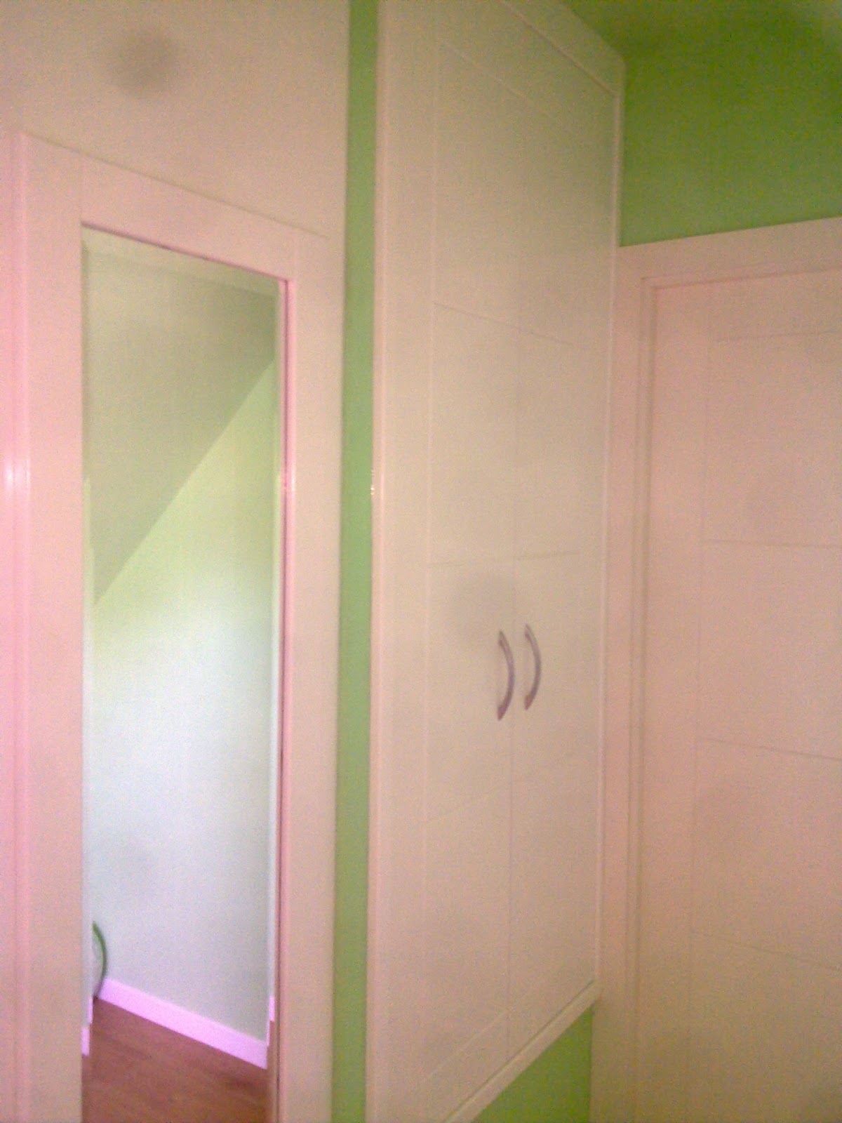 MUEBLES A MEDIDA: Otro diseño de armarios