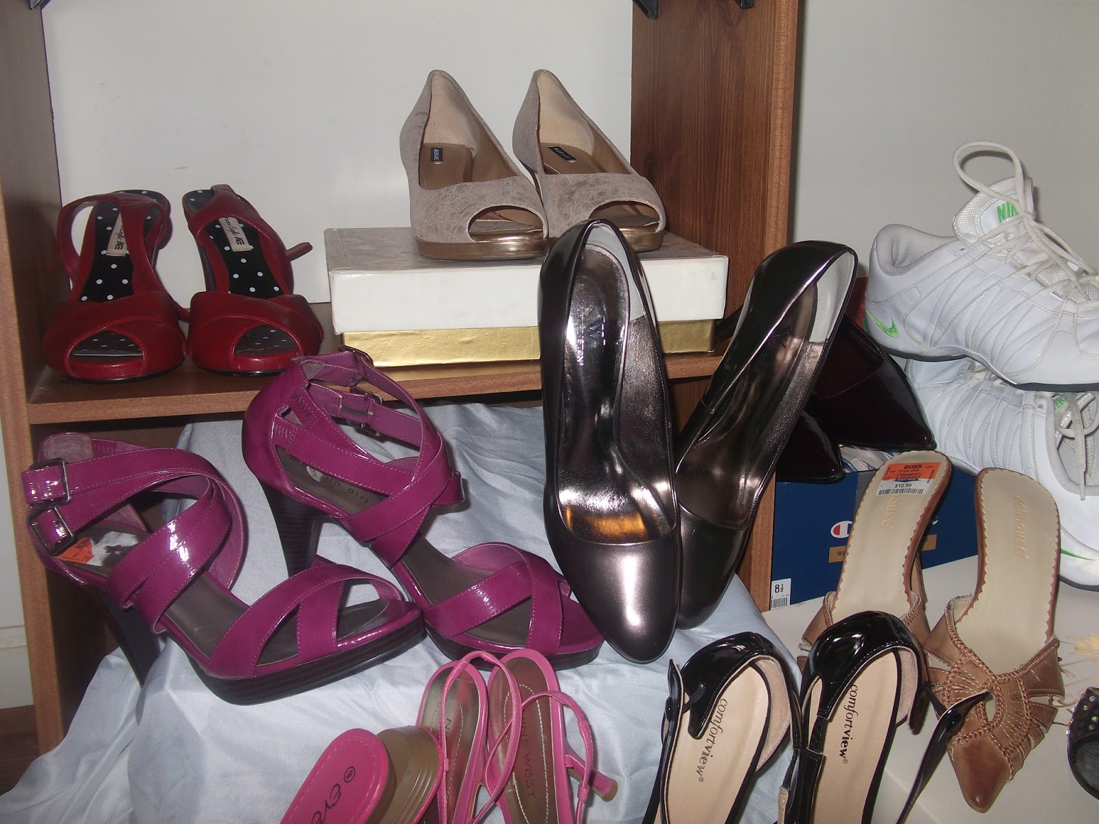 Fund Raising: Collecting Slightly Worn Shoes For Soles4Souls - Chic ...