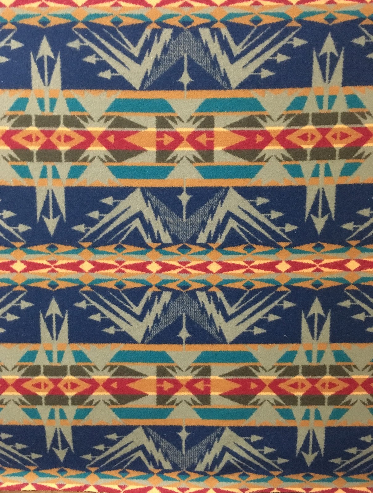 Pendleton Woolen Mill Store Blanket Weight Wool Jacquards