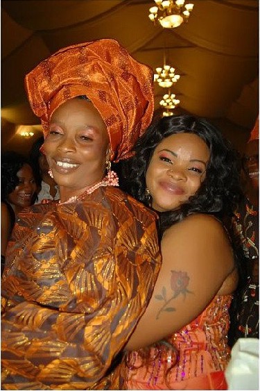 dayo amusa mum