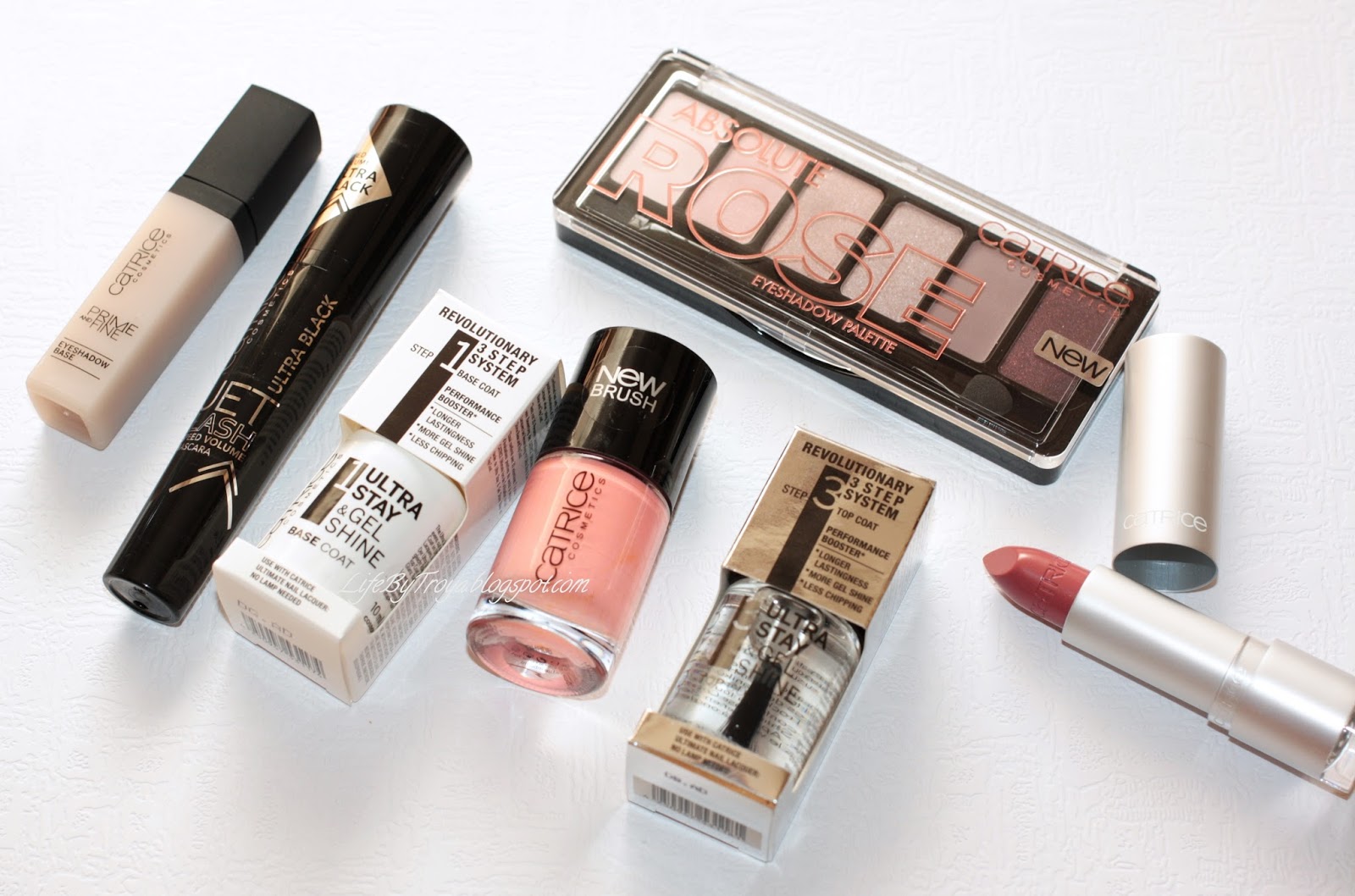 мраморные румяна catrice. техника катрис в макияже. Catrice soft. Catrice soft. тональный крем катрис тона.