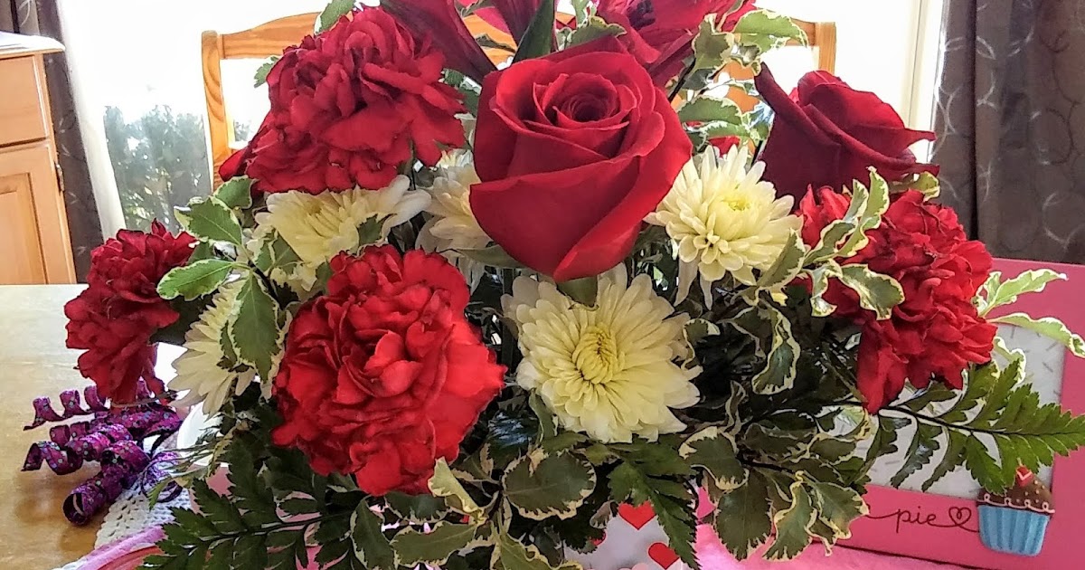 Wedding Flowers Blog Hannah S Wedding Flowers Red Roses Modern