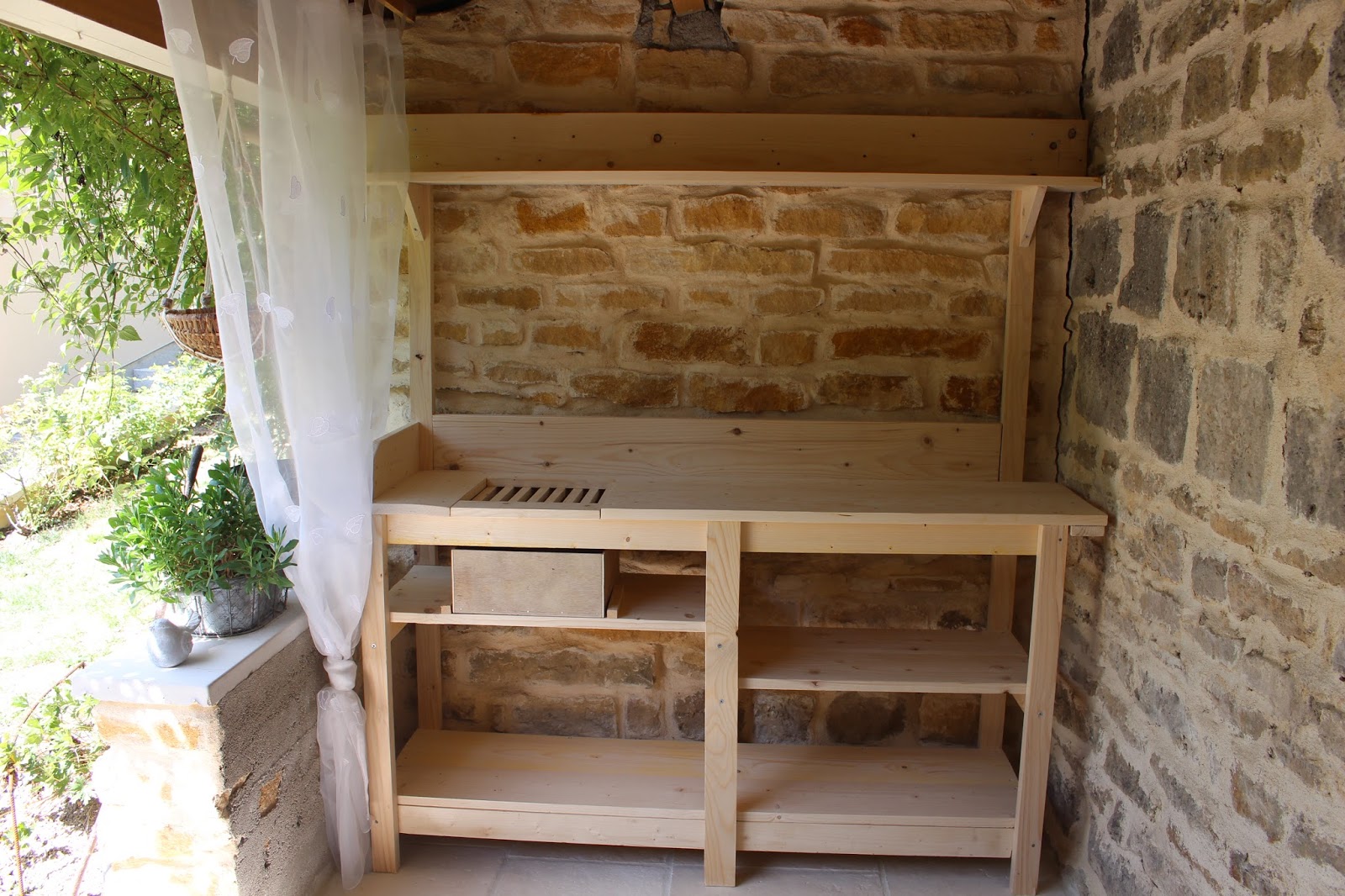 Notre jardin secret.: Table rempotage