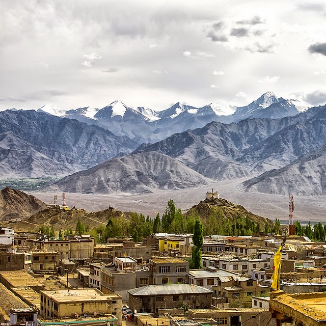 10 Best Backpacking Destinations in India | Leh Ladakh, India 10 Best Backpacking Destinations in India | Leh Ladakh, India