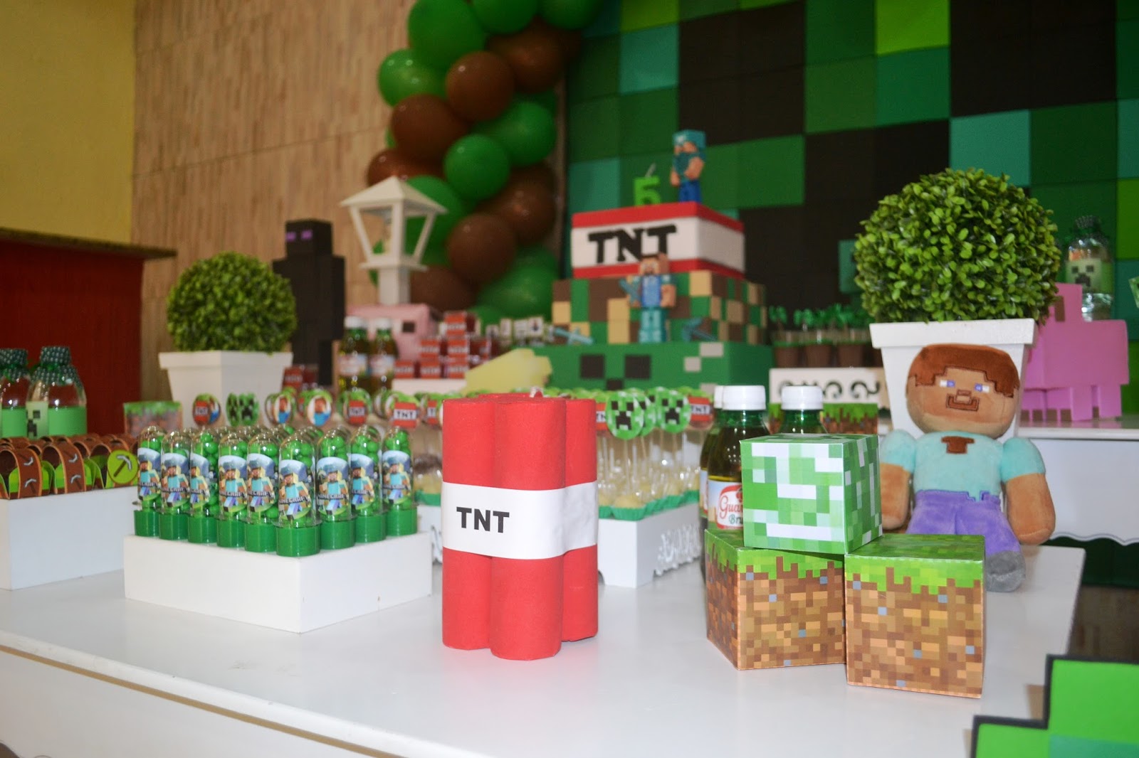 Bolo do Minecraft: + 40 fotos e dicas para festa infantil  Aniversário  minecraft, Festa minecraft simples, Festa de aniversário minecraft