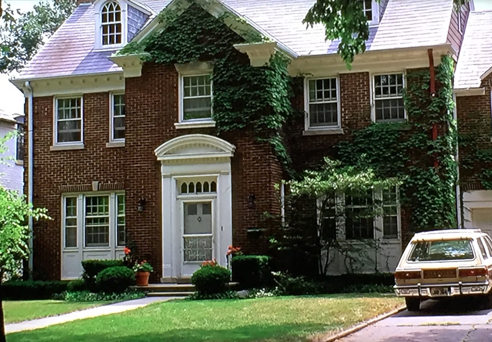 Reel to Real Filming Locations Sixteen Candles (1984)