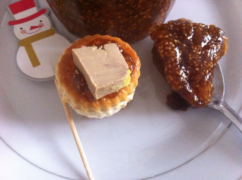 Cécé... Feuilletés confiture de Figues & foie gras