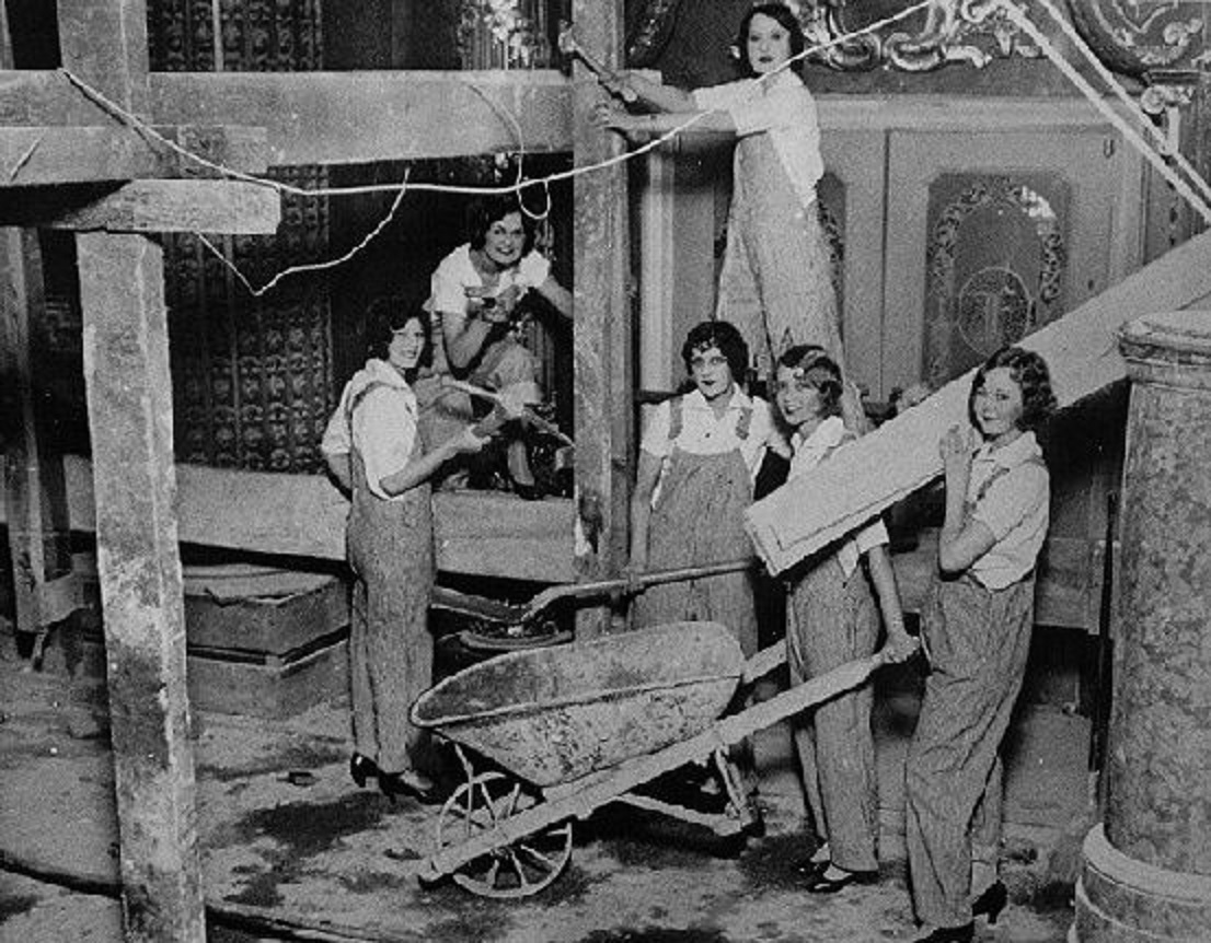 1940's. Women working construction