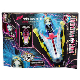 Monster High Frankie Stein Freaky Fusion Doll