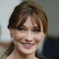 http://4.bp.blogspot.com/-INSuzC3koRc/TZbLTMvIGqI/AAAAAAAAAUU/MCktWyCb5DQ/s1600/CarlaBruni.jpg