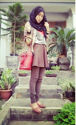 Baju Hangout Berjilbab Simple Baju Hangout Berjilbab Simple