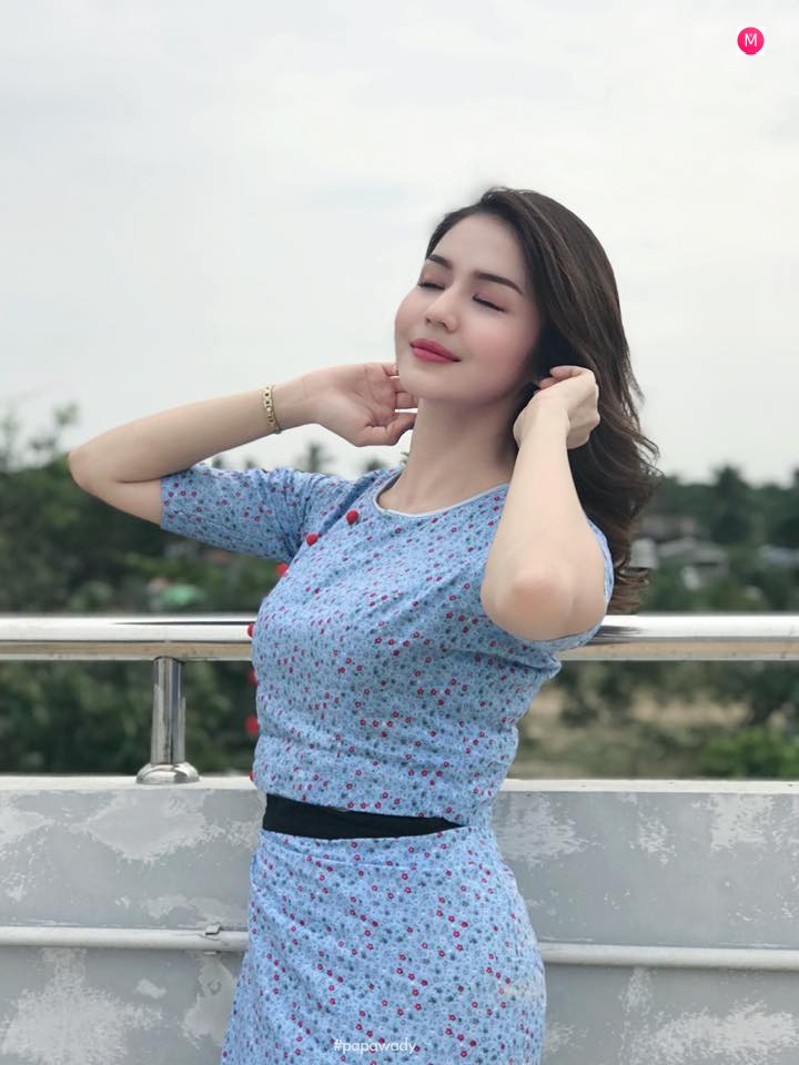 May Sue Maung in Beautiful Myanmar Dress Photos Collection (1)
