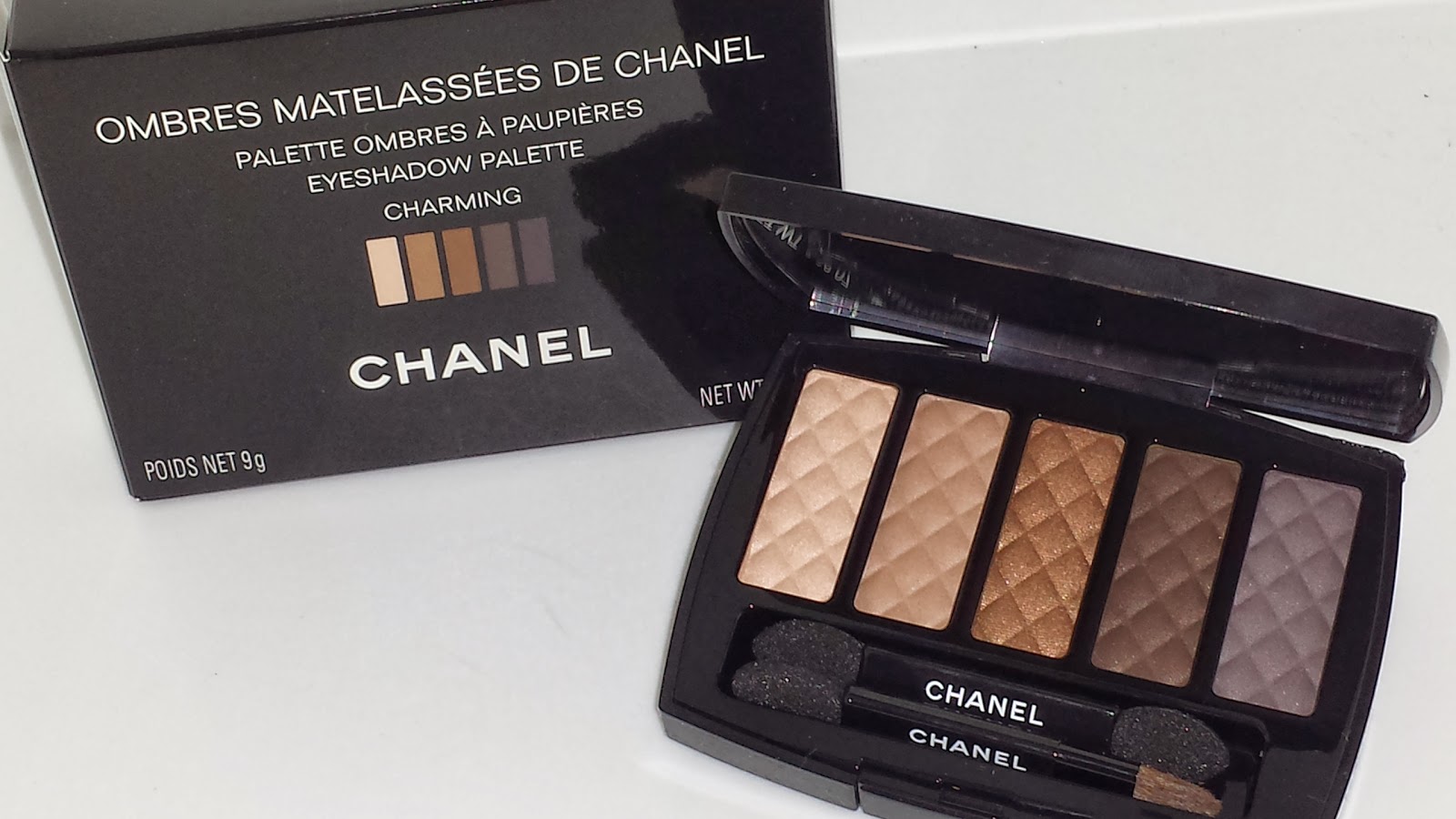 Chanel “Infinite Night” Holiday 2013 make-up collection