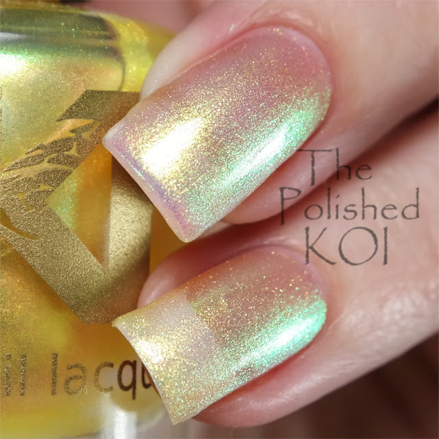 Bee's Knees Lacquer - A Dreamer Born Into the Court of Nightmares Bee's Knees Lacquer - A Dreamer Born Into the Court of Nightmares