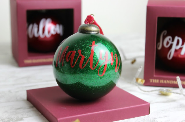 A review of The Handmade Christmas Co Personalised Glitter Bauble