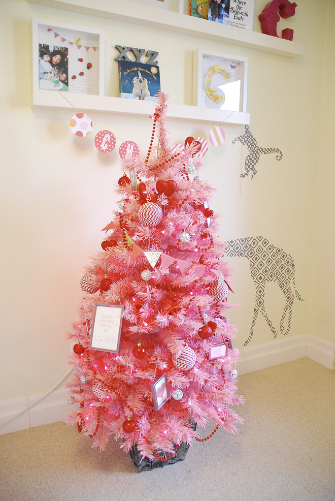 A Mini Valentine's Tree - Rambling Renovators
