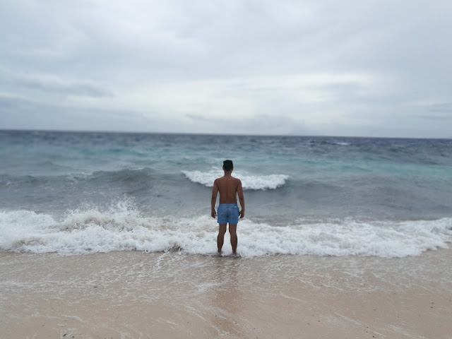 Liog-Liog Beach, Carnaza Island, Cebu