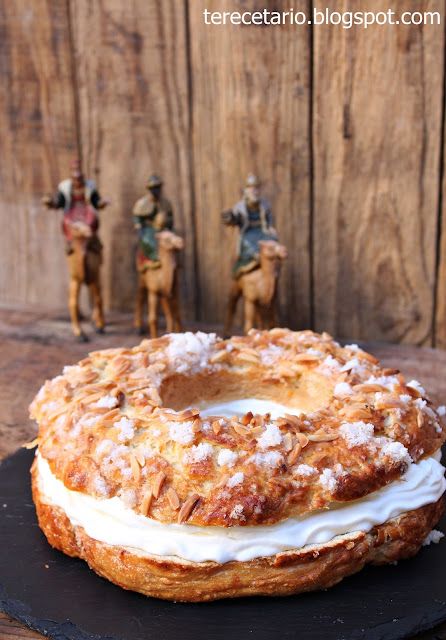  ROSCÓN DE REYES <strong>RELLENO</strong> DE <strong>NATA</strong> 