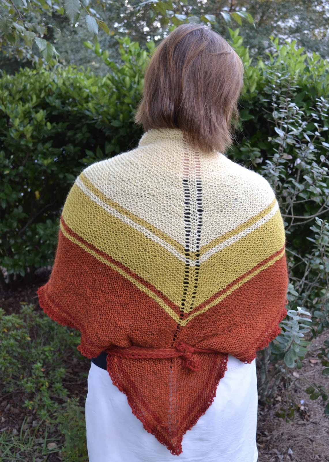 traditional danish tie shawl pattern