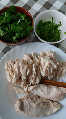 Miến gà - Soupe au poulet et vermicelle de haricot mungo ; Miến gà - Soupe au poulet et vermicelle de haricot mungo