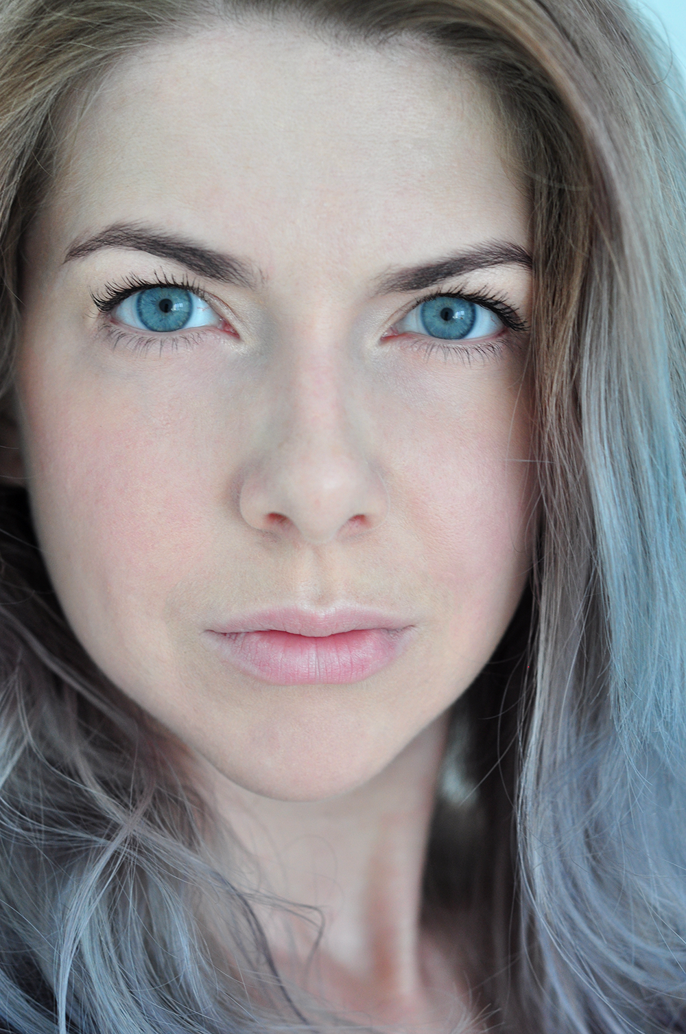 givenchy rouge interdit vinyl noir révélateur