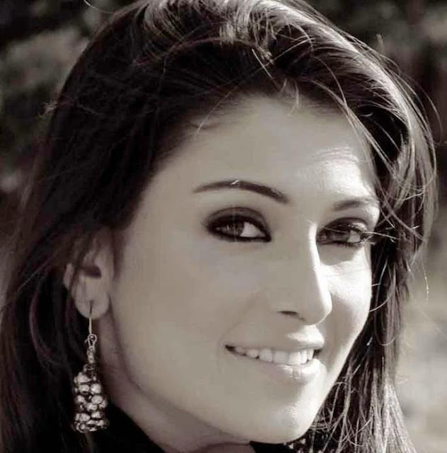Pakistani actress ayeza khan wiki and latest photos