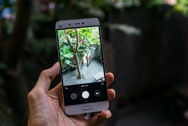 Đánh giá điện thoại Xiaomi Mi5 (7) Đánh giá điện thoại Xiaomi Mi5 (7)