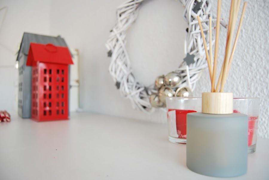 handmade white christmas wreath