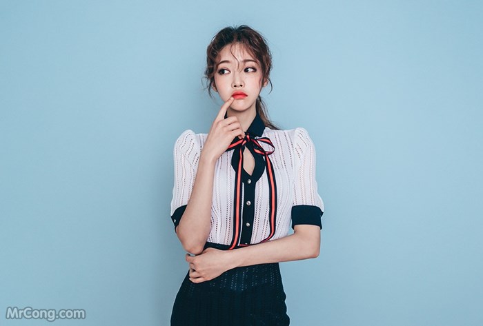 Beautiful Park Jung Yoon in the April 2017 fashion photo album (629 photos) photo 1-6